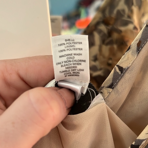 Ann Taylor Loft Floral dress - Picture 5 of 7